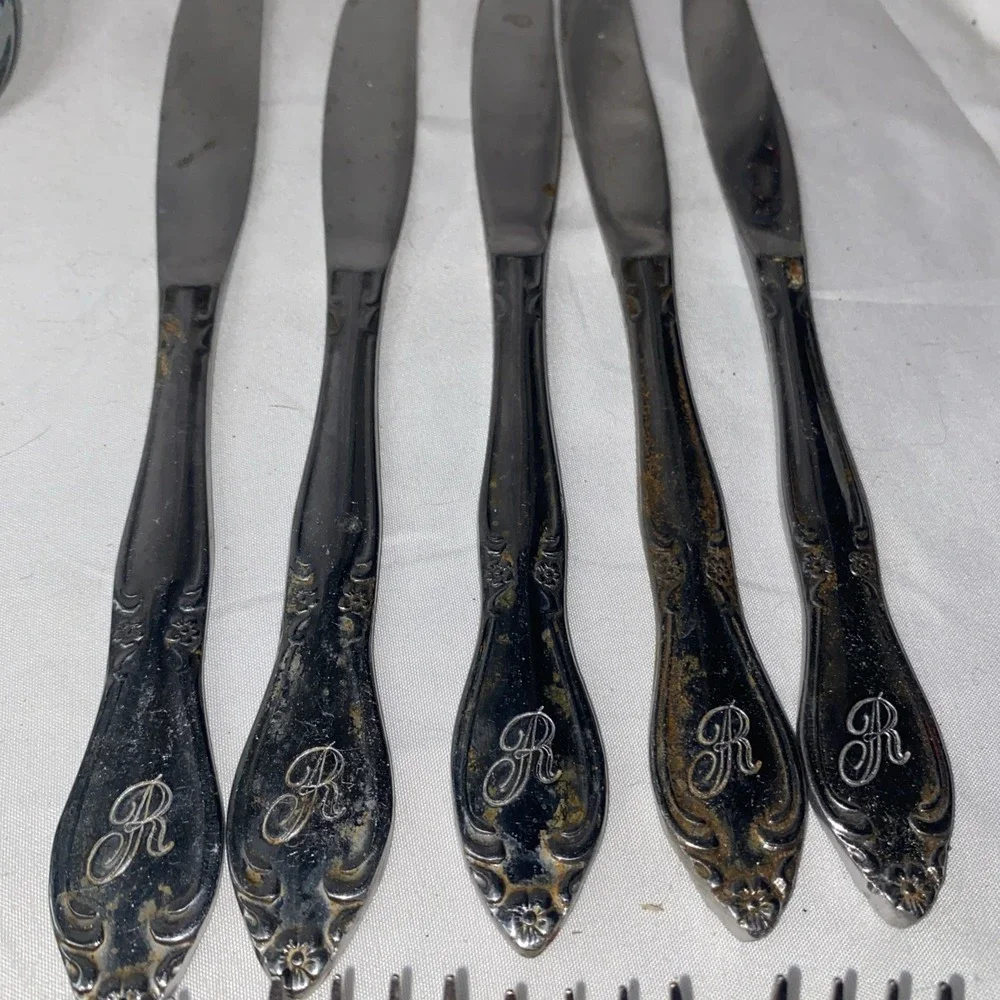 32 Piece R Monogrammed Vintage Flatware Stainless Steel Made In Taiwan